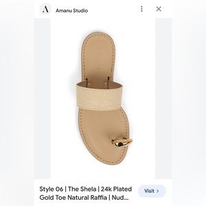 Amanu size 40. NWOT. Never worn. With dustbag.